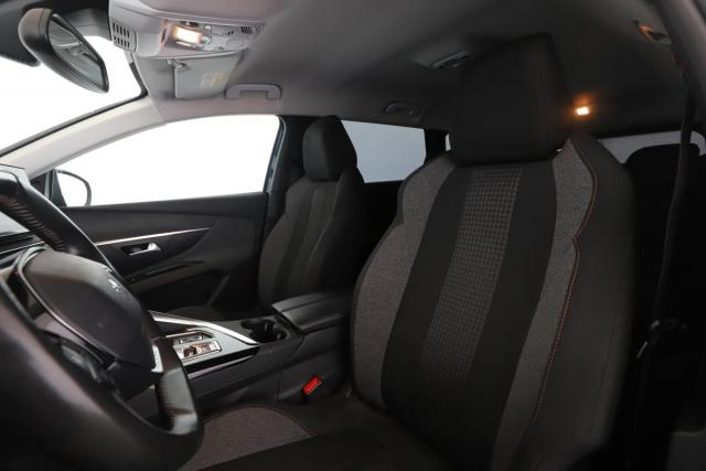 Peugeot 5008 image 9