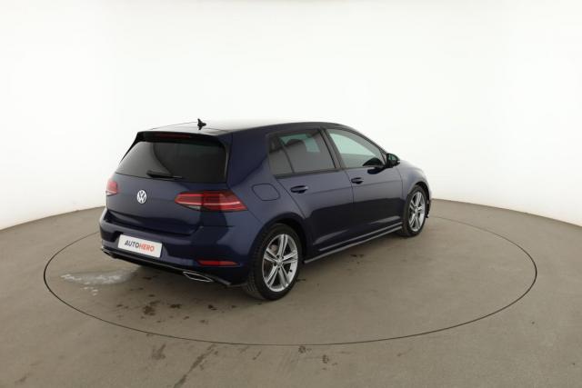 Volkswagen Golf image 1