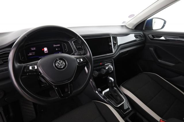 Volkswagen T-Roc image 2