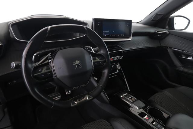 Peugeot 2008 image 9