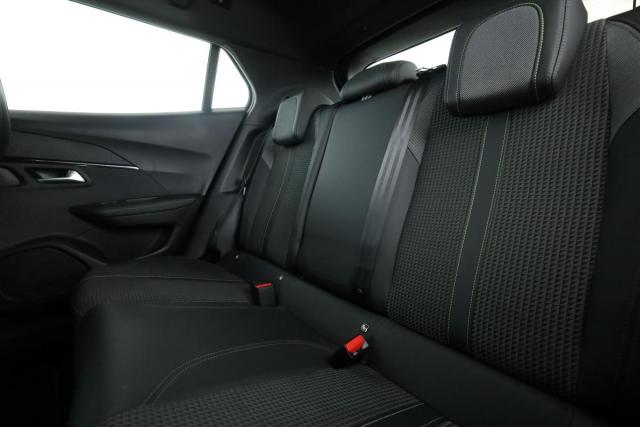 Peugeot 2008 image 7