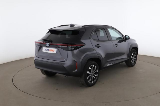 Toyota Yaris Cross image 2