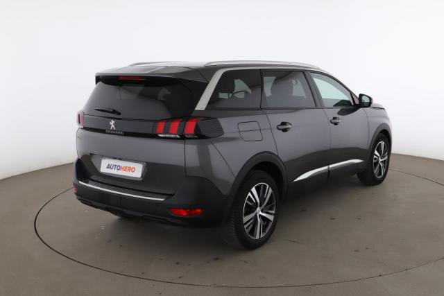 Peugeot 5008 image 3