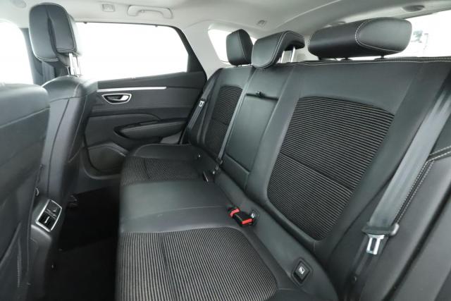 Renault Talisman Estate image 8