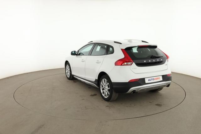 Volvo V40 Cross Country image 8