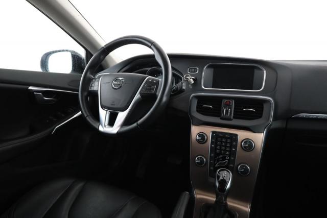 Volvo V40 Cross Country image 3