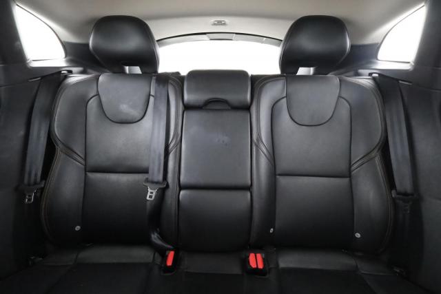 Volvo V40 Cross Country image 6