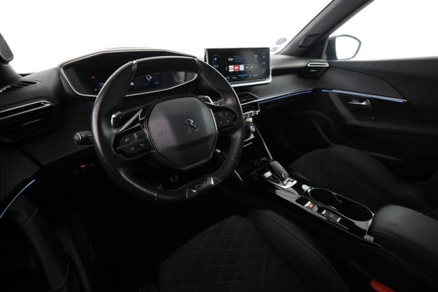 Peugeot 2008 image 4