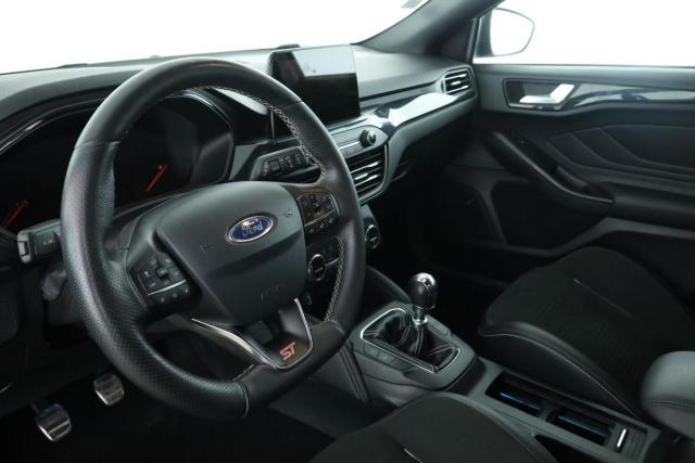 Ford Focus image 8