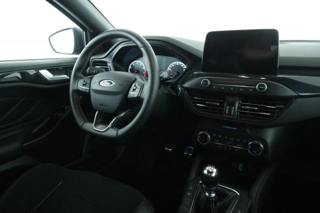 Ford Focus image 7