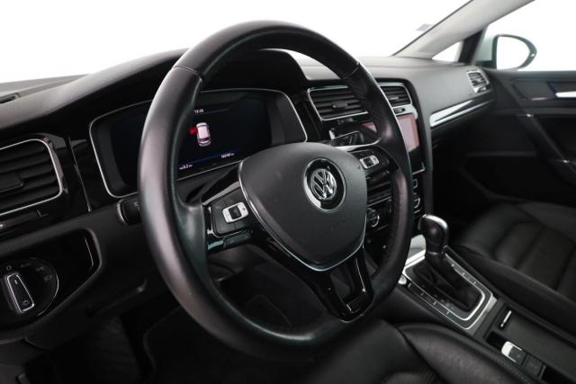 Volkswagen Golf image 3