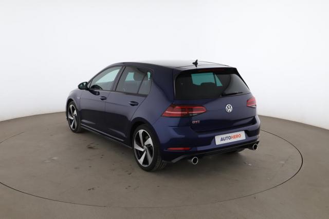 Volkswagen Golf image 5