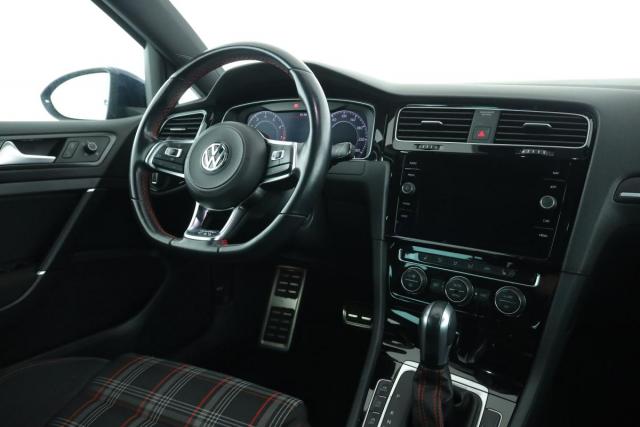 Volkswagen Golf image 3