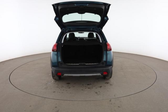 Peugeot 2008 image 1