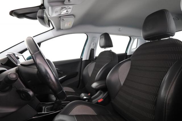 Peugeot 2008 image 5