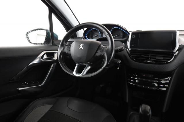 Peugeot 2008 image 6