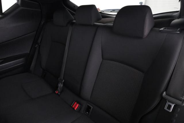 Toyota C-Hr image 5