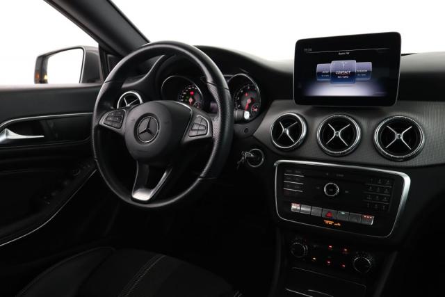 Mercedes Benz Cla Shooting Brake image 1