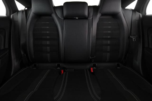 Mercedes Benz Cla Shooting Brake image 5