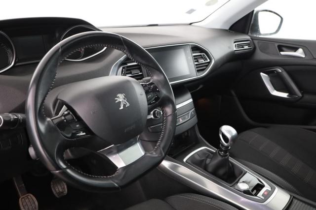 Peugeot 308 image 7