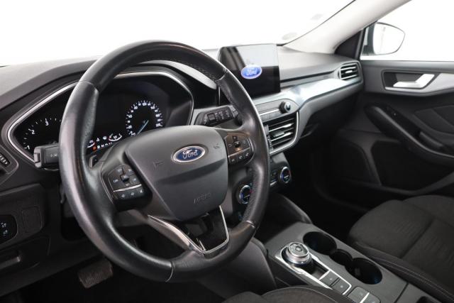 Ford Focus image 8
