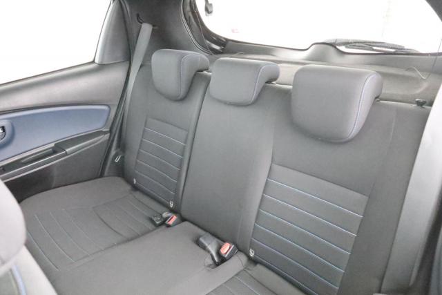 Toyota Yaris image 4