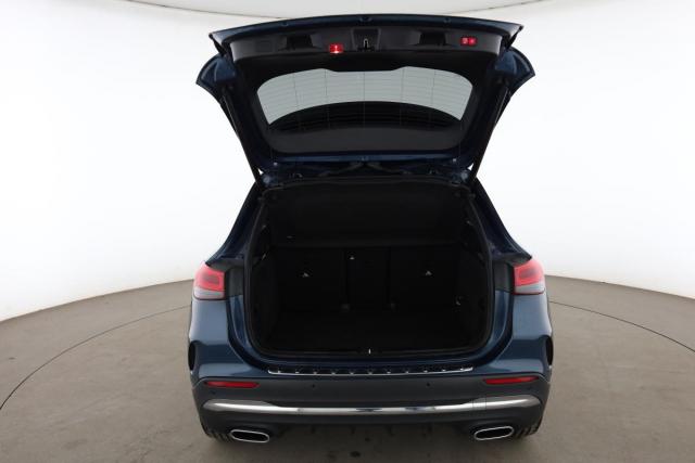 Mercedes Benz Gla image 9