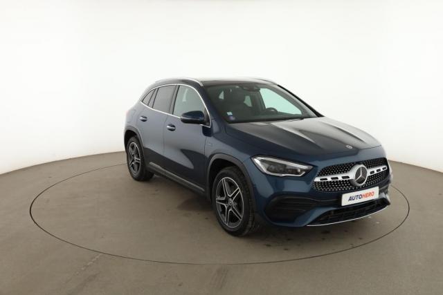 Mercedes Benz Gla image 1