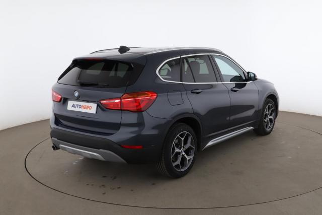 Bmw X1 image 8