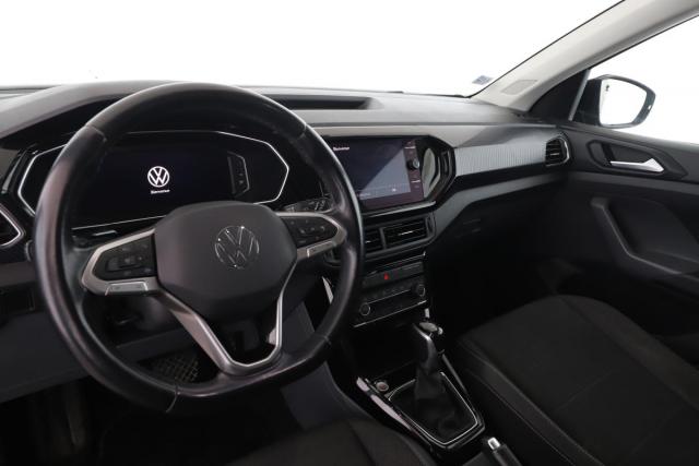 Volkswagen T-Cross image 2