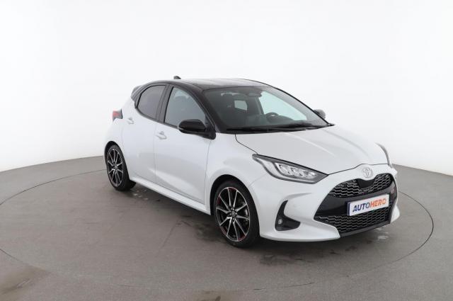 Toyota Yaris image 6