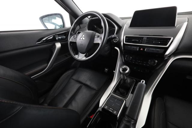 Mitsubishi Eclipse Cross image 9