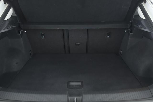 Volkswagen T-Roc image 6