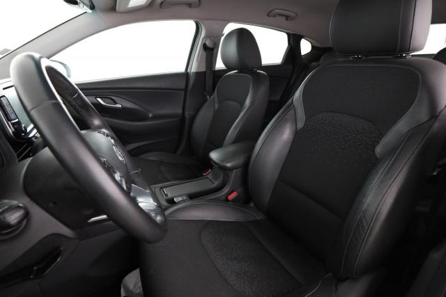 Hyundai I30 Fastback image 3