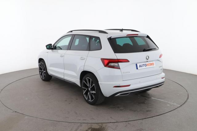Skoda Karoq image 9