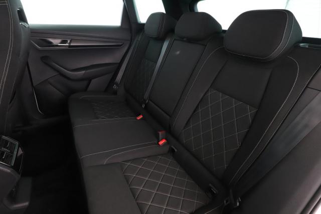 Skoda Karoq image 5