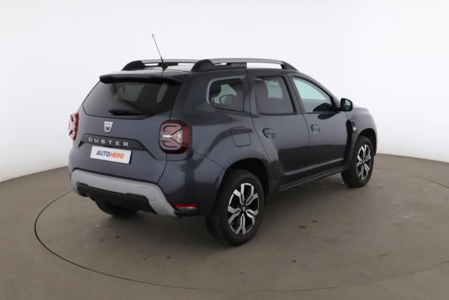 Dacia Duster image 1