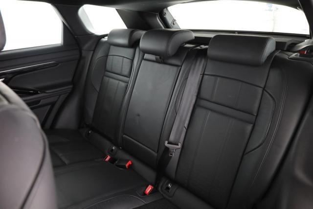 Land Rover Range Rover Evoque image 9