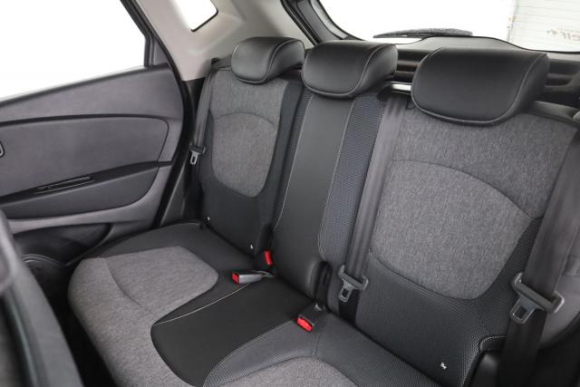 Renault Captur image 1