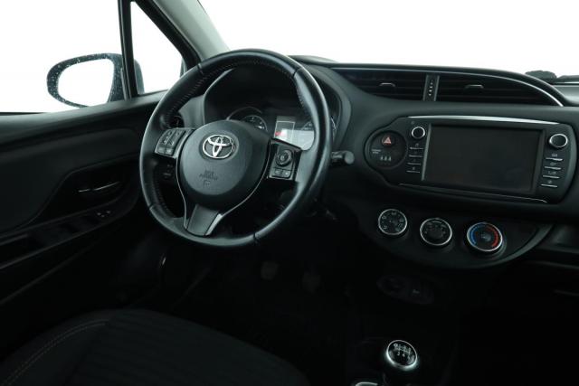 Toyota Yaris image 6
