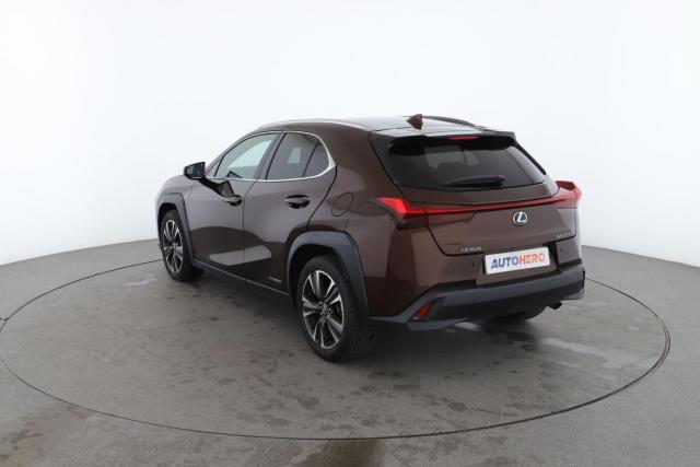 Lexus Ux image 1