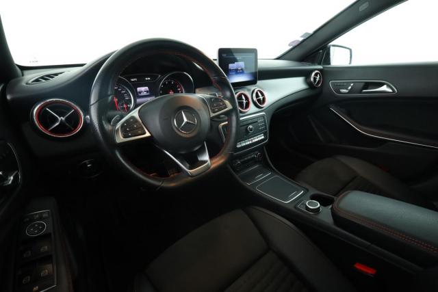 Mercedes Benz Cla image 4