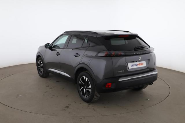 Peugeot 2008 image 2