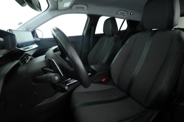 Peugeot 2008 image 7