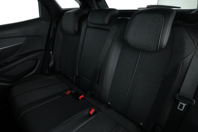 Peugeot 3008 image 9