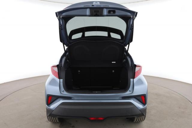 Toyota C-Hr image 6