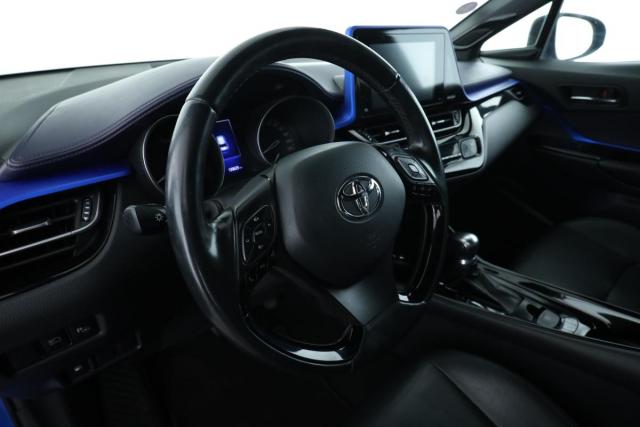 Toyota C-Hr image 3