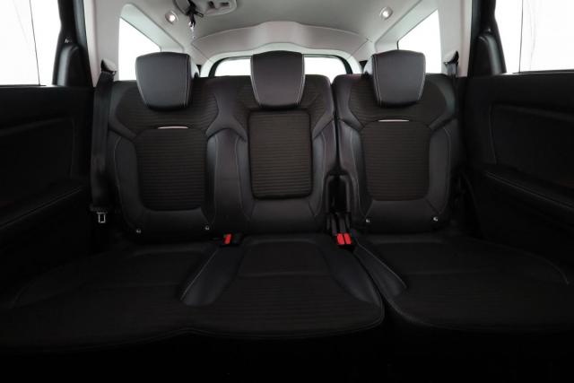 Renault Grand Scénic image 2