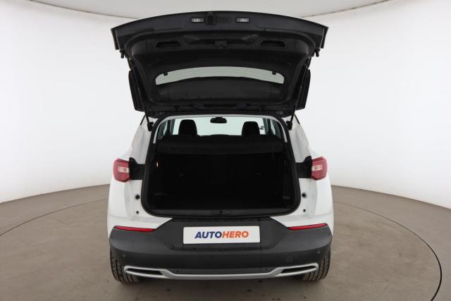 Opel Grandland X image 8