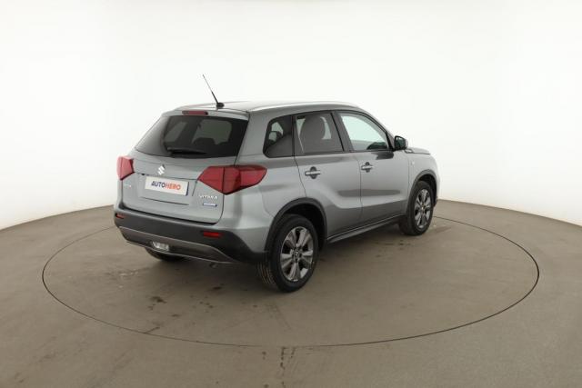 Suzuki Vitara image 5